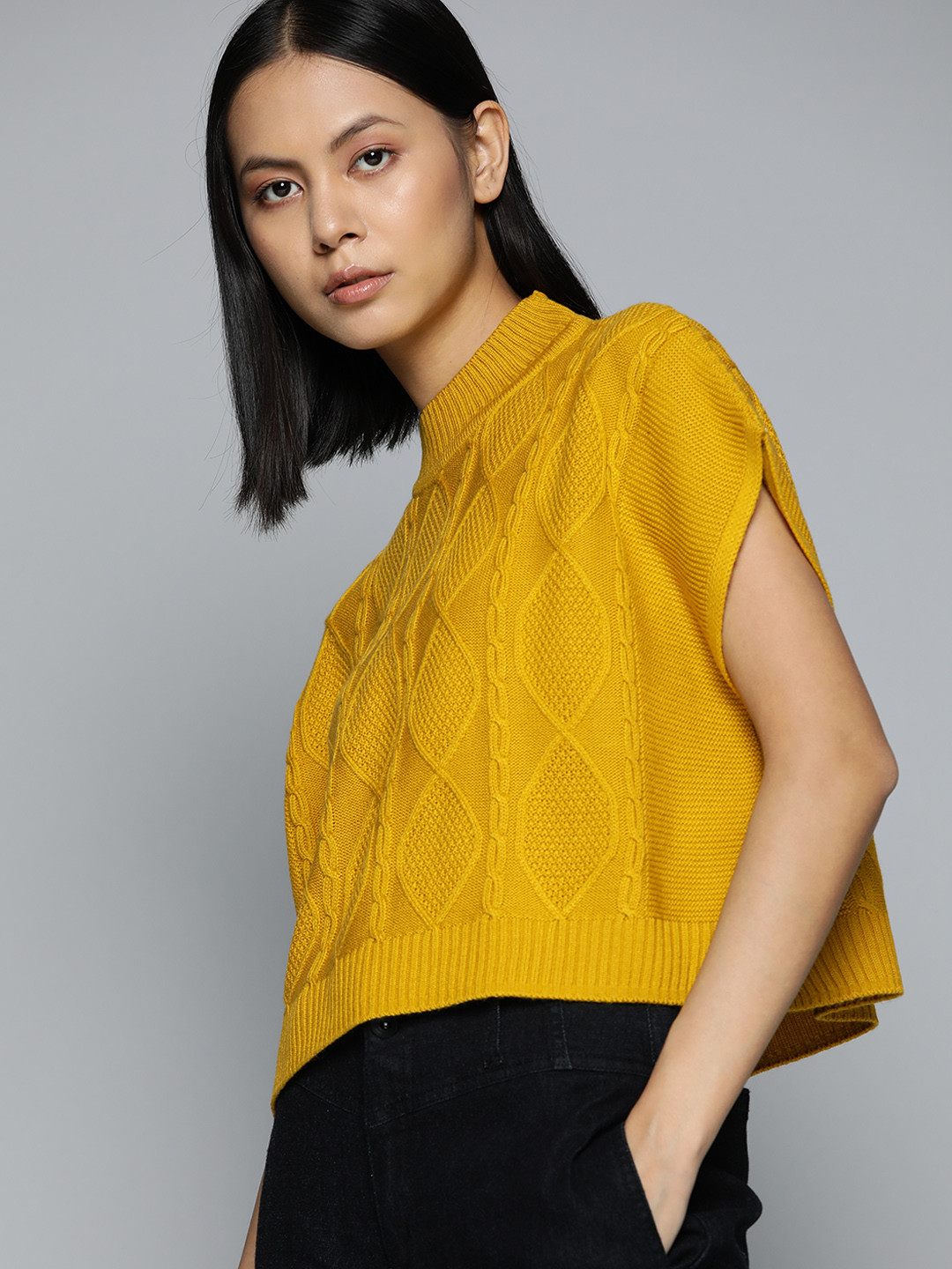 

ether Women Cable Knit Crop Sweater Vest, Mustard