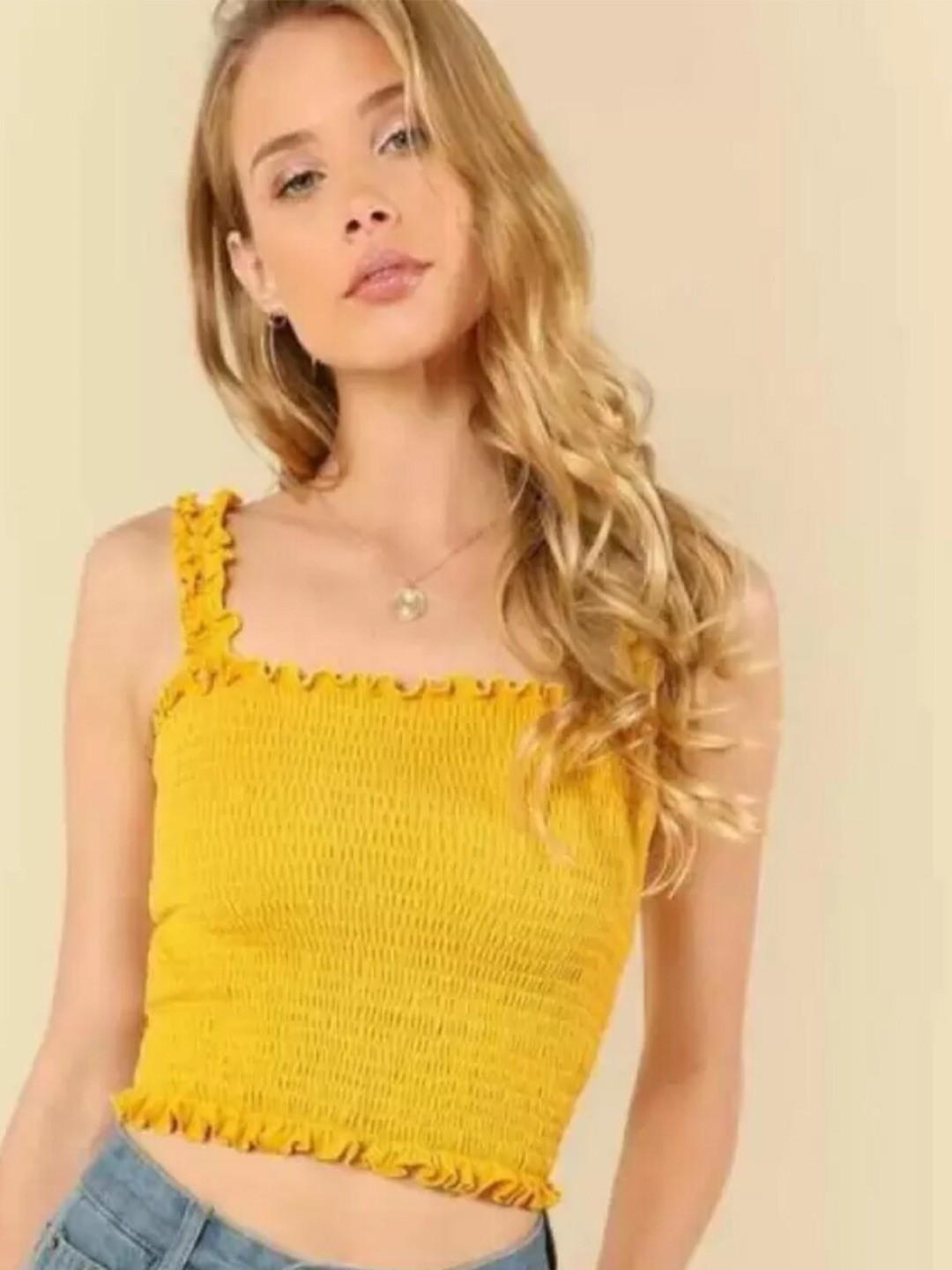 

IQRAAR Woman Bobbin Elastic Crop Top, Yellow