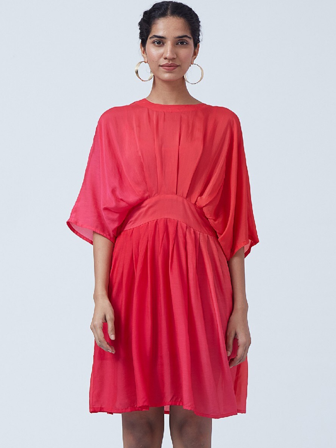 

OKHAI Red Solid Flared Sleeve Dress
