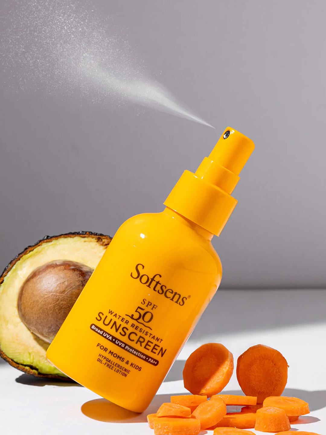 

Softsens Water Resistant Oil- free Sunscreen Spray SPF 50-100ml, White