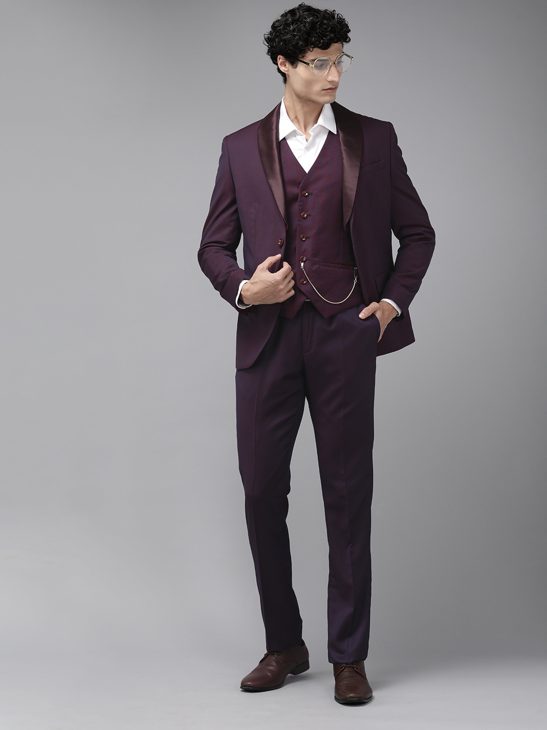 

Blackberrys Men Luxe Slim Fit Formal Suit, Maroon
