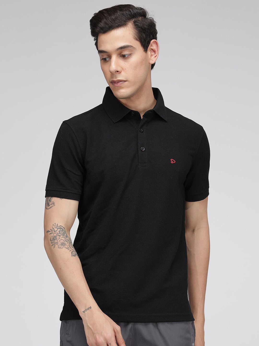 

SPORTO Men Black Polo Collar Cotton T-shirt