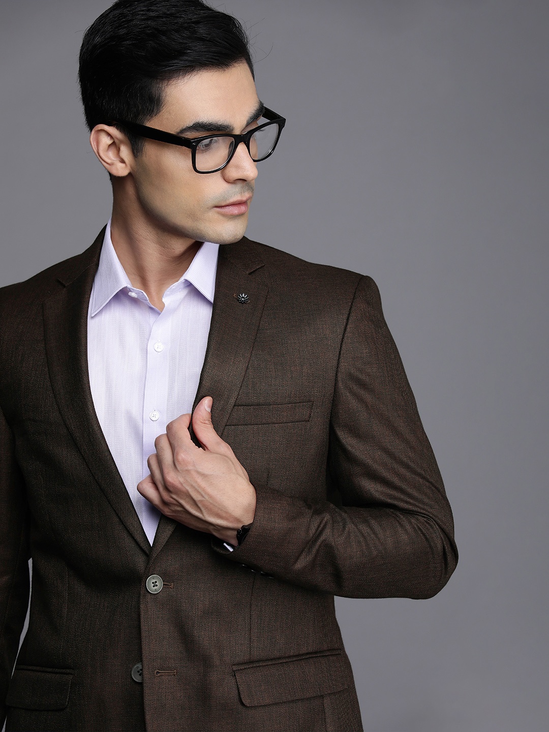 

Raymond Men Brown Slim Fit Self Design Single-Breasted Formal Blazer
