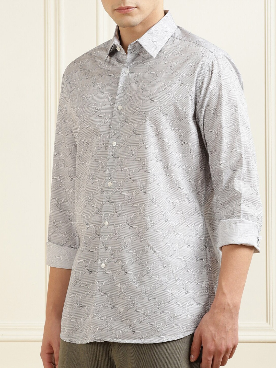 

Karl Lagerfeld Men Grey Cotton Printed Casual Shirt
