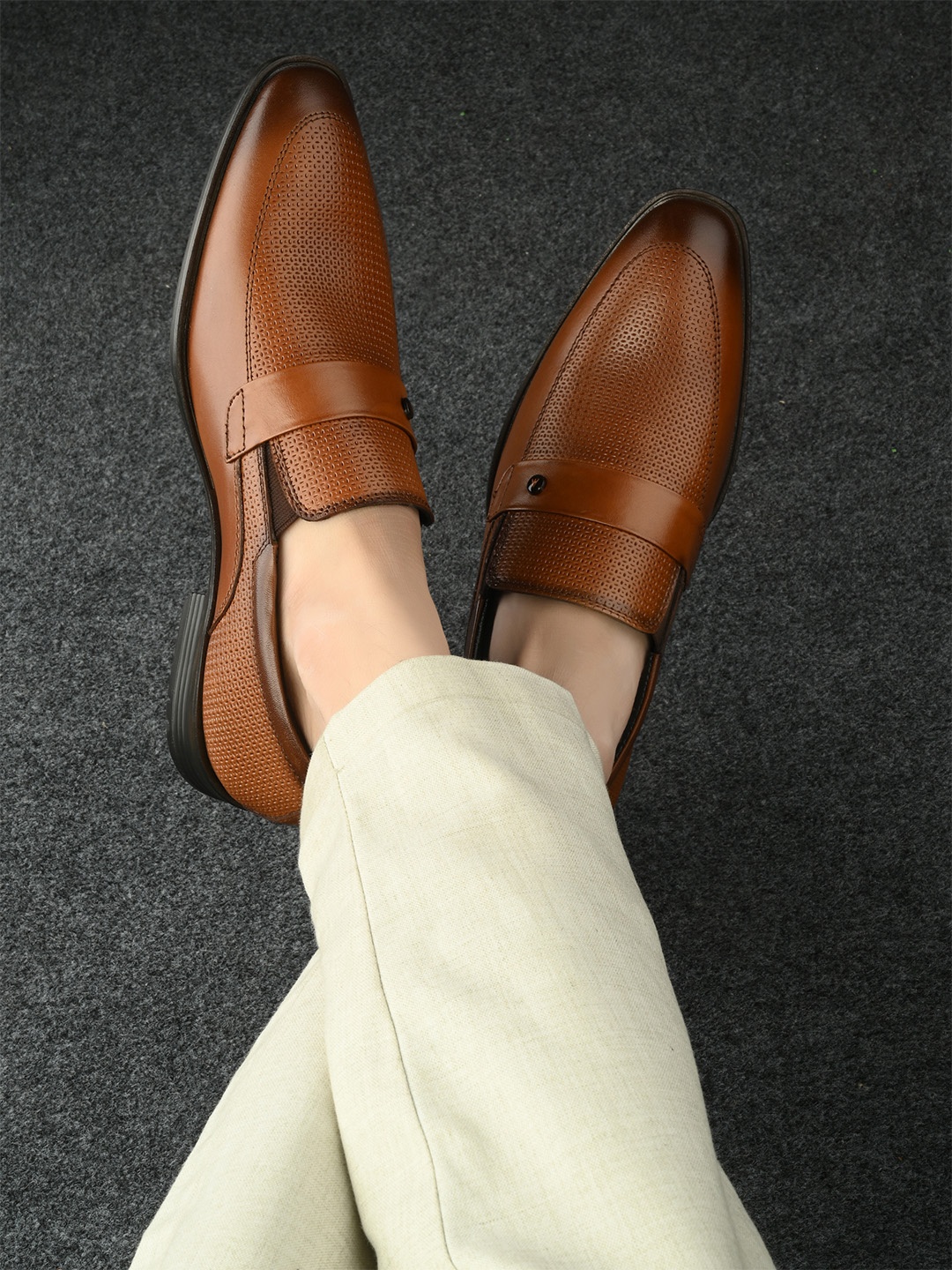 

Alberto Torresi Men Tan Leather Formal Loafers