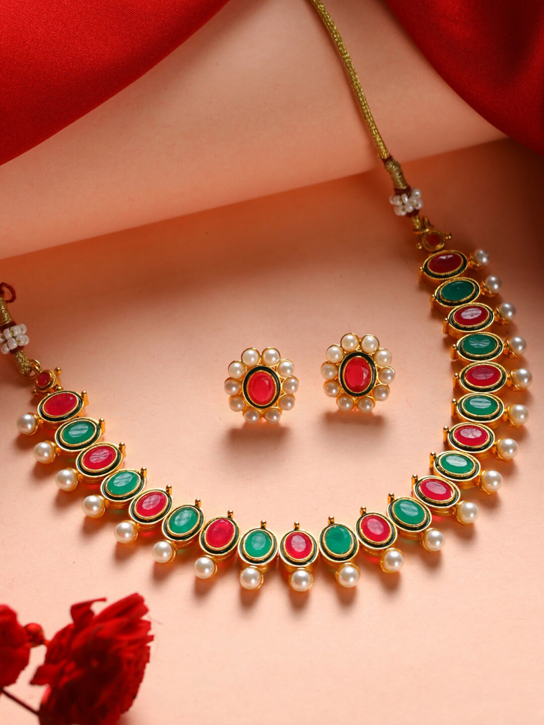

Priyaasi Gold-Plated Gold-Toned Stone Studded Jewellery Set