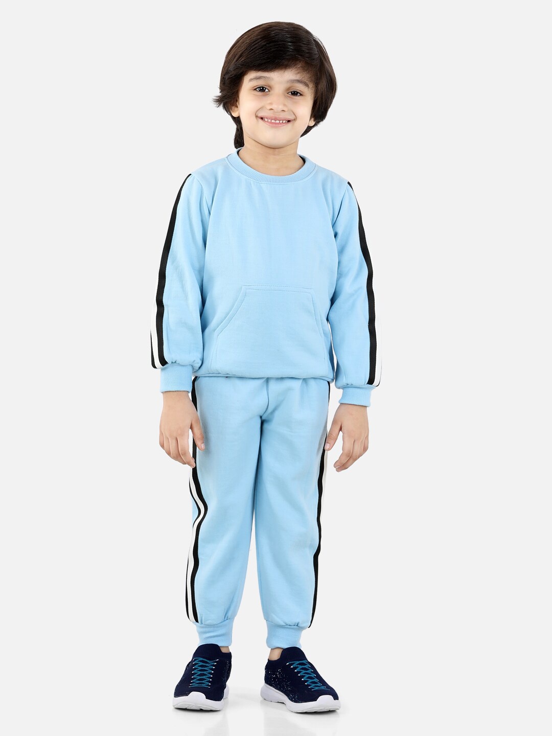 

Cutiekins Boys Turquoise Blue & Black Solid Sweatshirt with Joggers