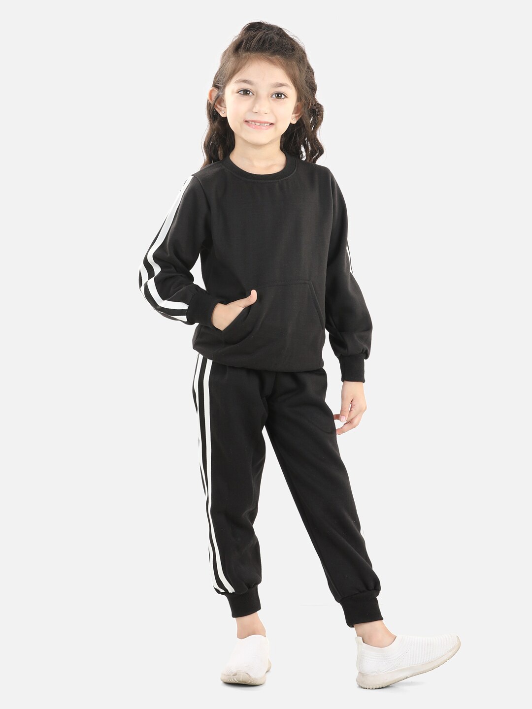 

Cutiekins Girls Black & White Solid Sweatshirt with Joggers