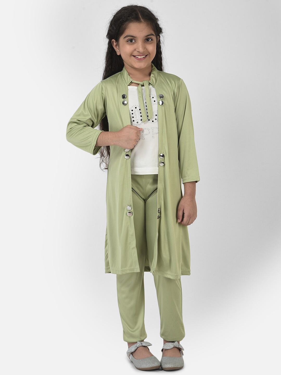 

Elendra jeans Girls Green & White Embellished Cotton T-shirt with Trousers & With Shrug