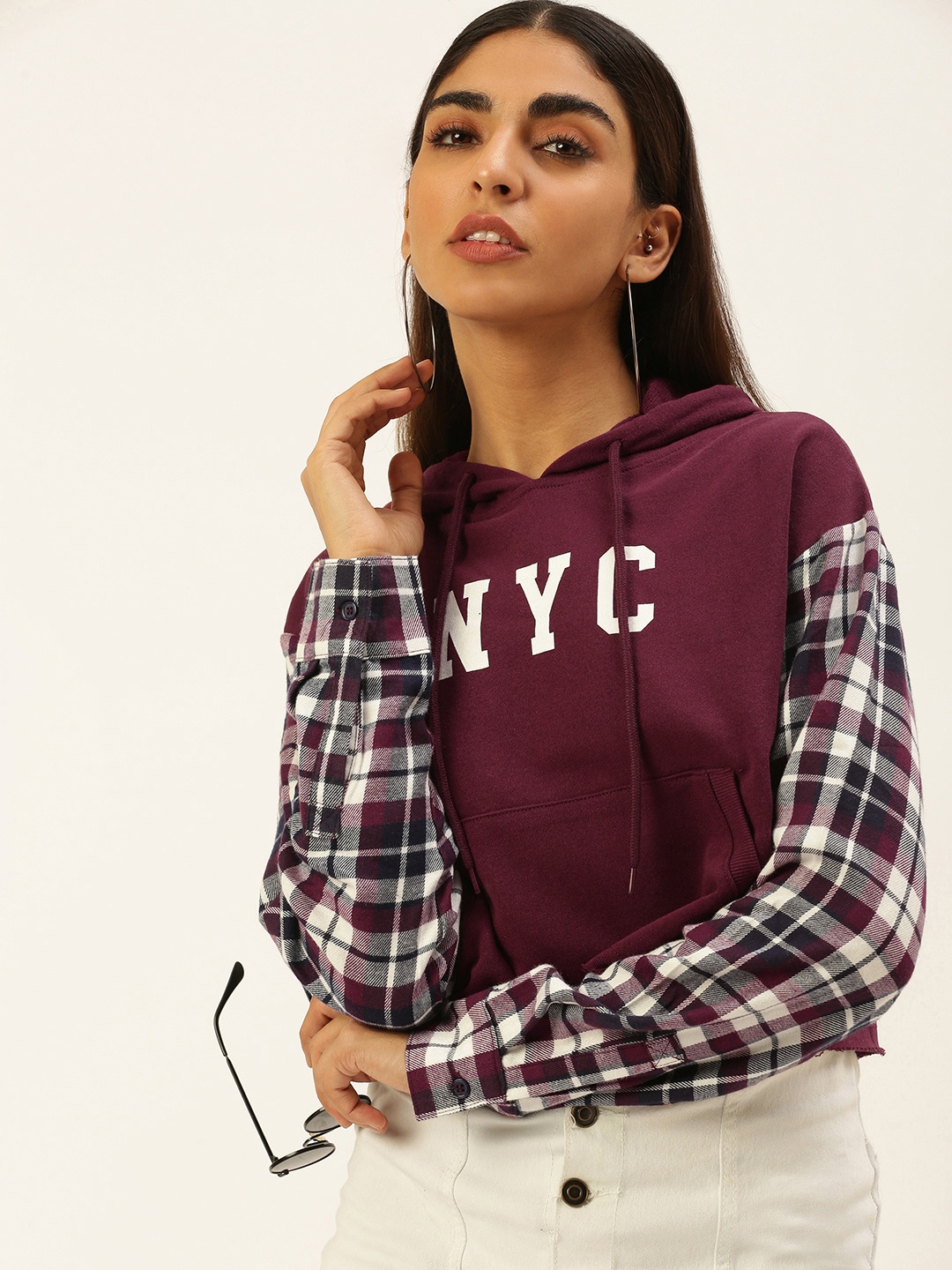 

FOREVER 21 Women Maroon Typography Printed Hooded Sweatshirt with Contrast Sleeves