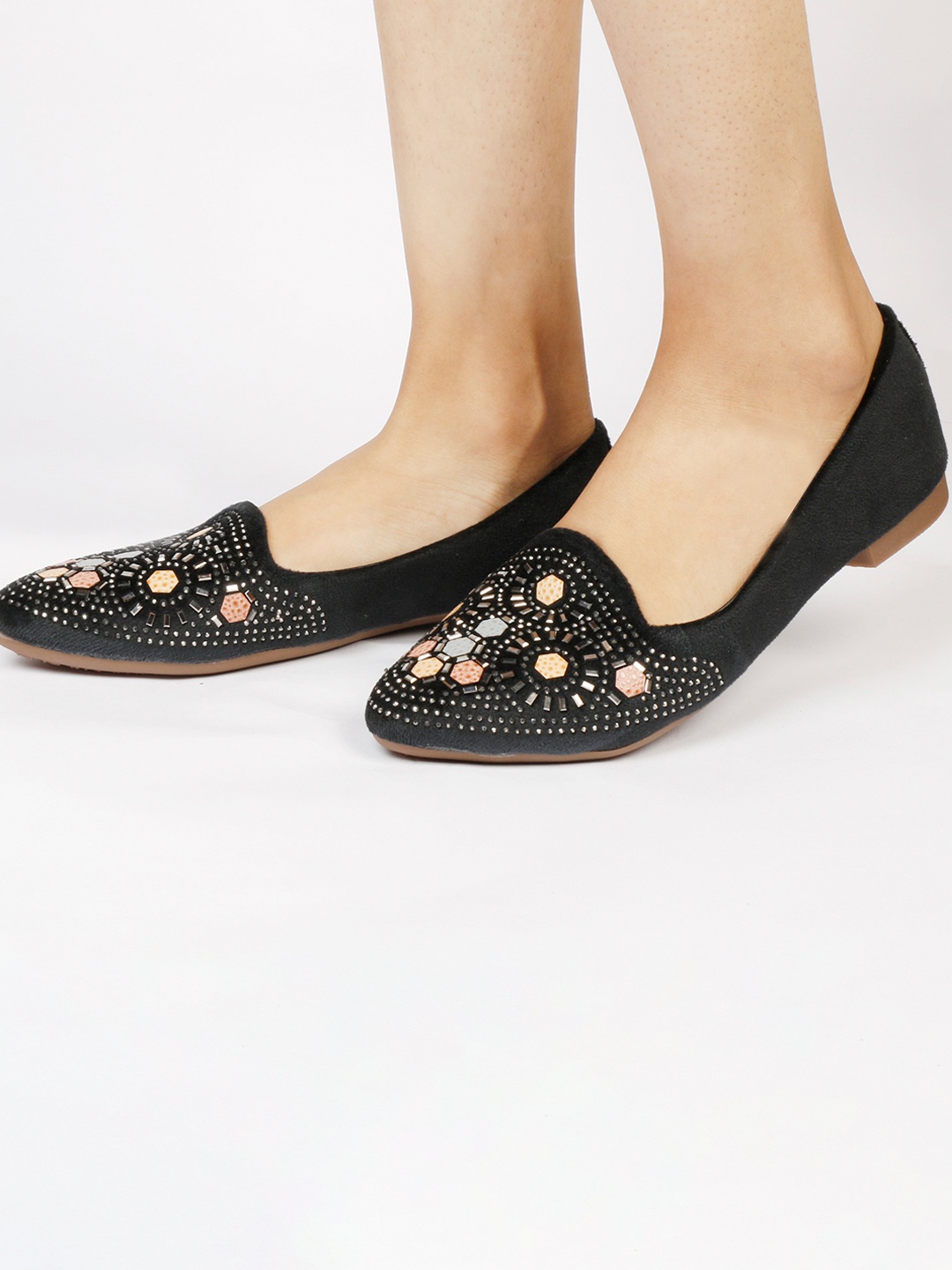 

XE Looks Women Black Embellished Ballerinas Flats