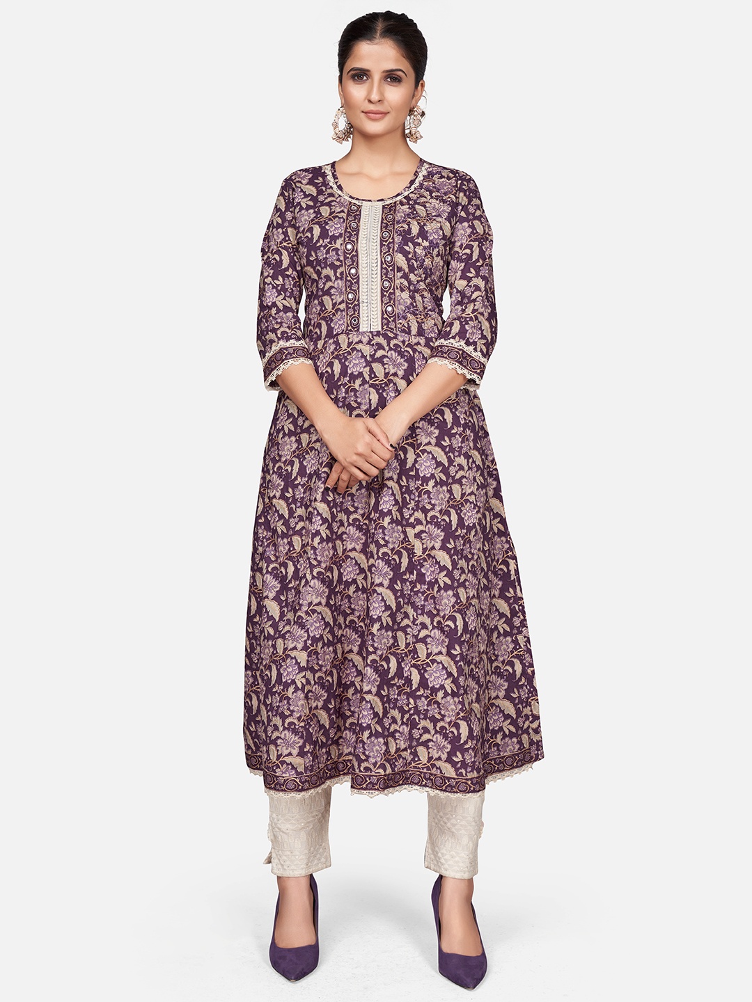 

Vbuyz Women Purple & Beige Floral Printed Thread Work Cotton Kurta