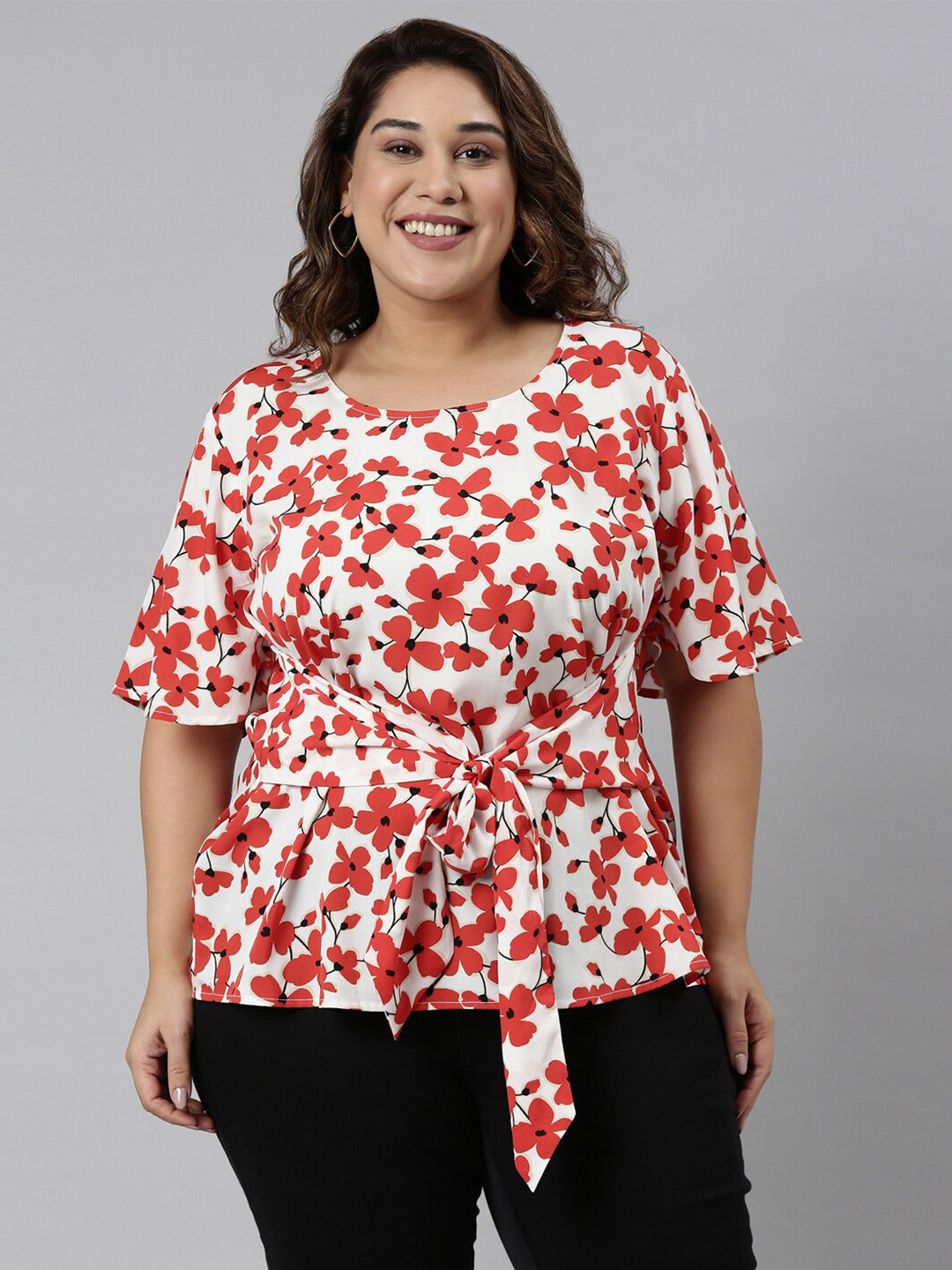 

The Pink Moon Women Plus Size White & Coral Floral Printed Crepe Top