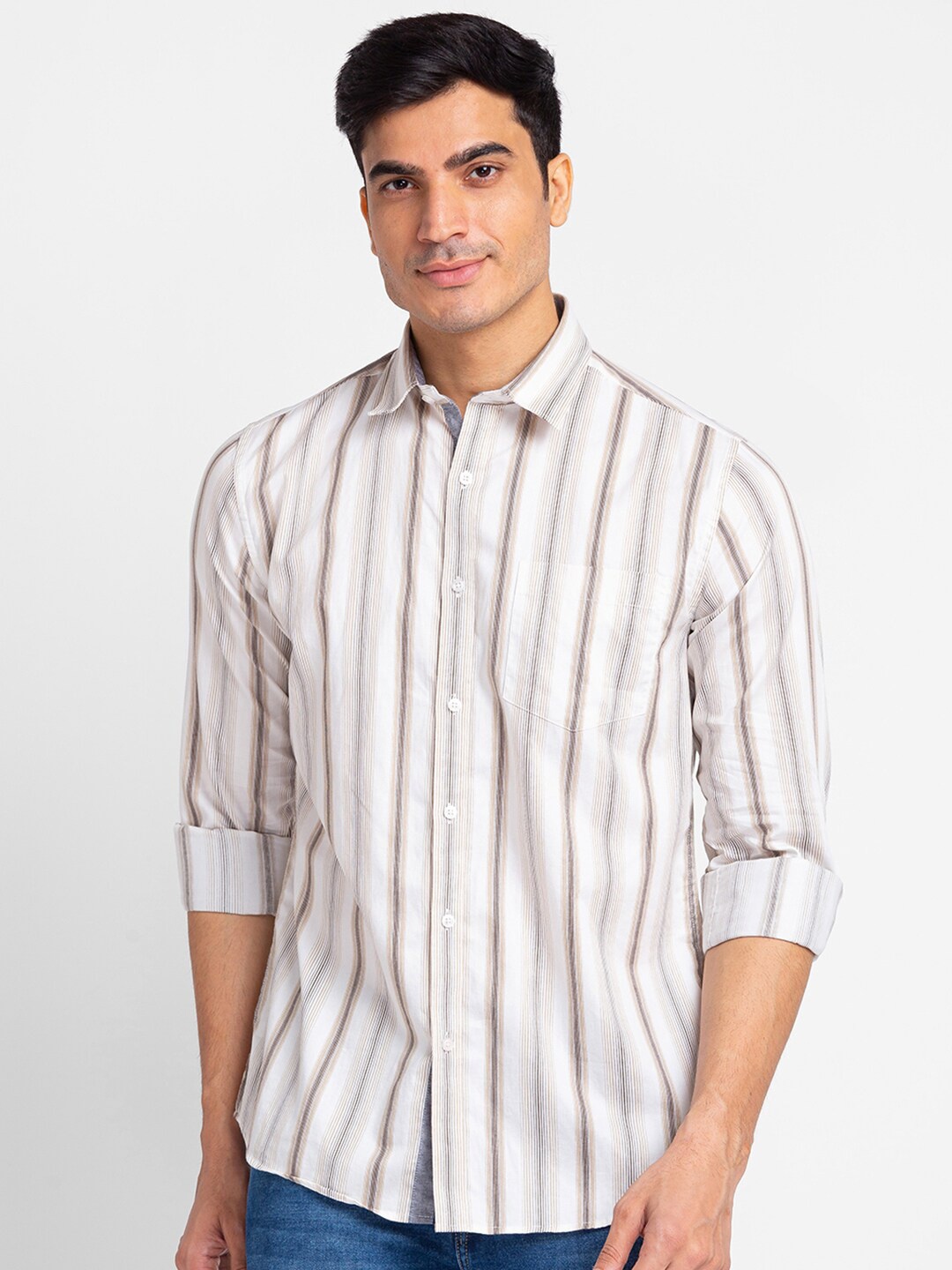

Globus Men White Striped Cotton Casual Shirt