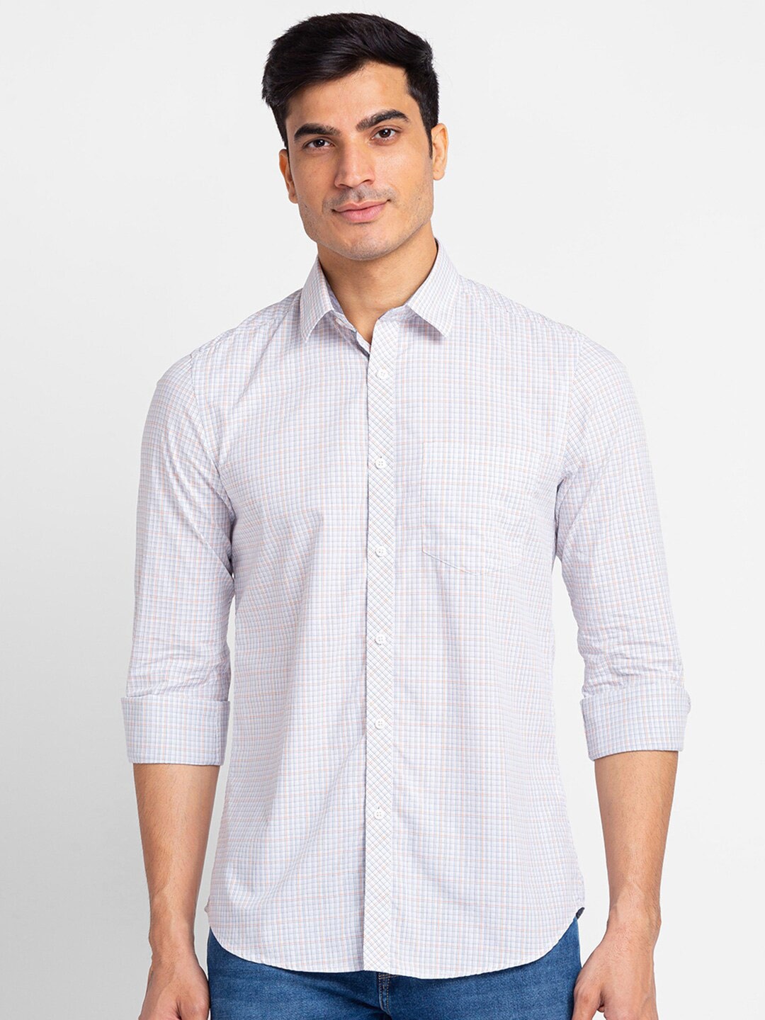 

Globus Men White Checked Cotton Casual Shirt