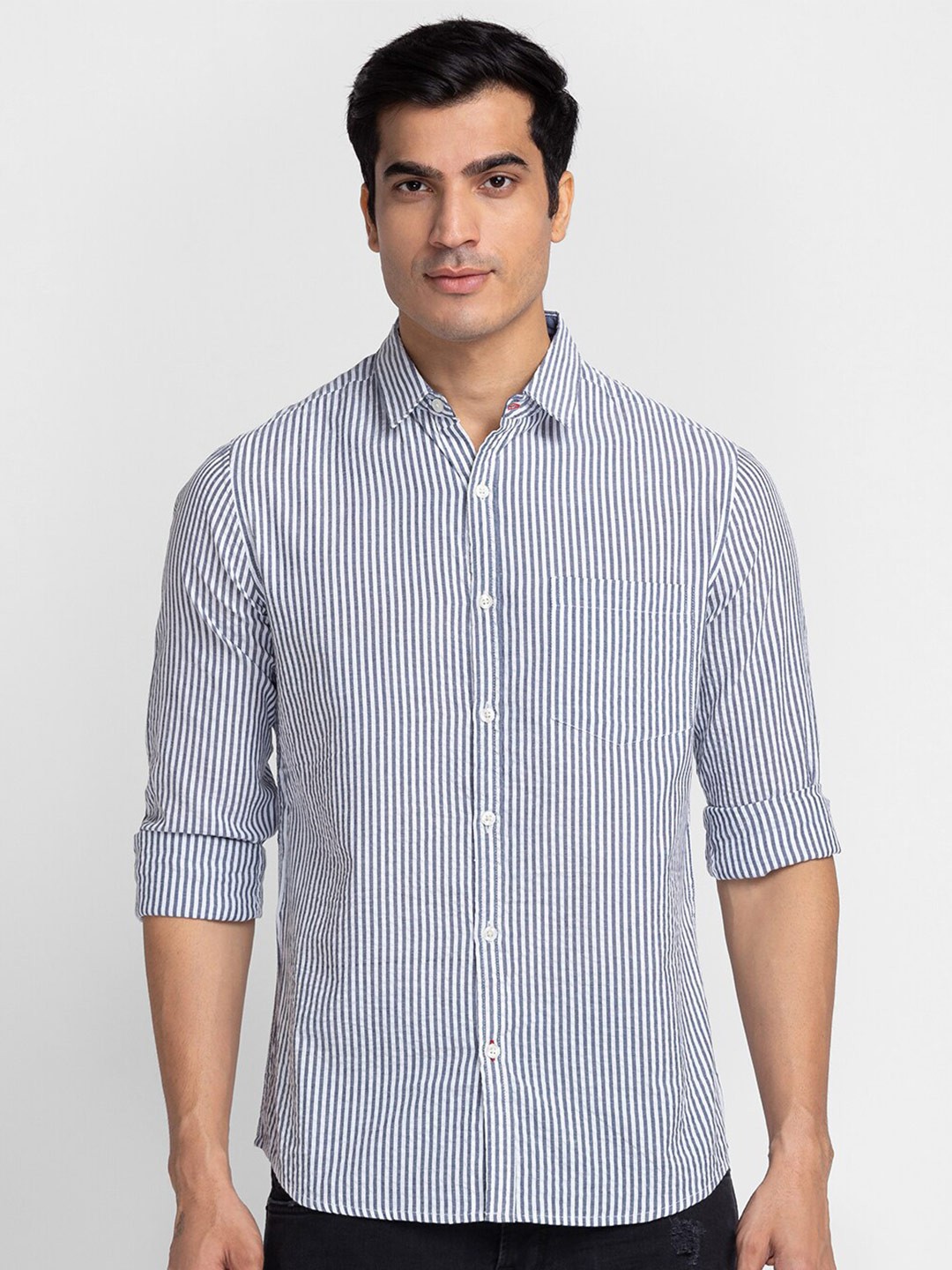 

Globus Men Navy Blue & White Striped Pure Cotton Casual Shirt