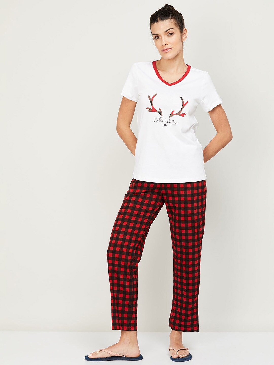 

Ginger by Lifestyle Women Red & White Printed Night Suit