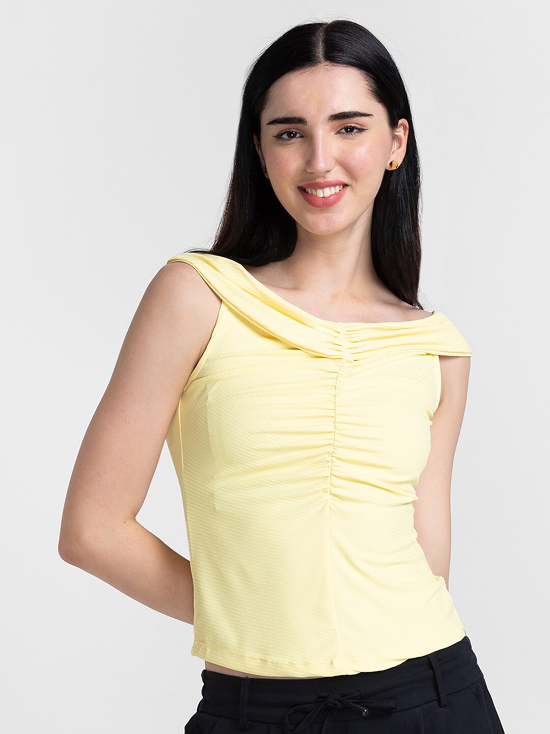 

Globus Woman Solid Self Design Top, Yellow