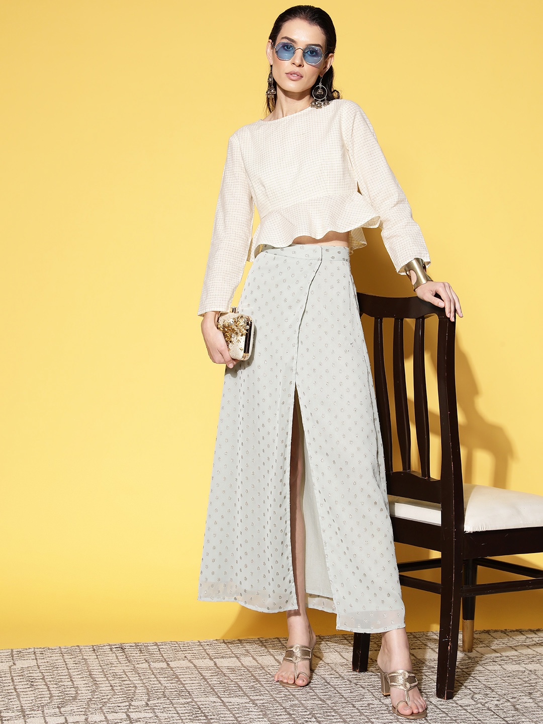 

Sangria Women Ivory Checked Peekaboo Slits Co-Ords, Off white