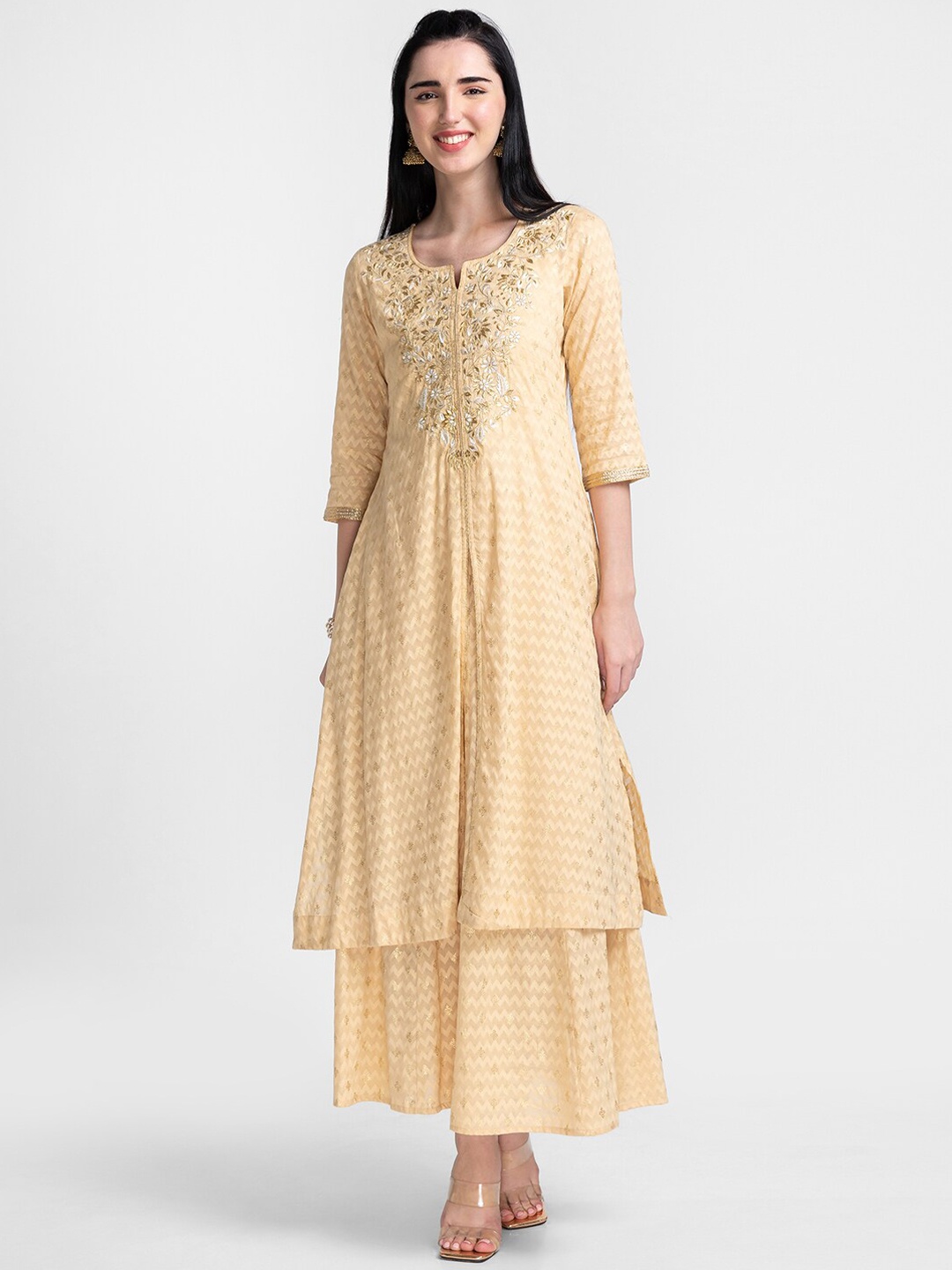 

Globus Women Beige Floral Embroidered Pure Cotton Jacquard Kurta