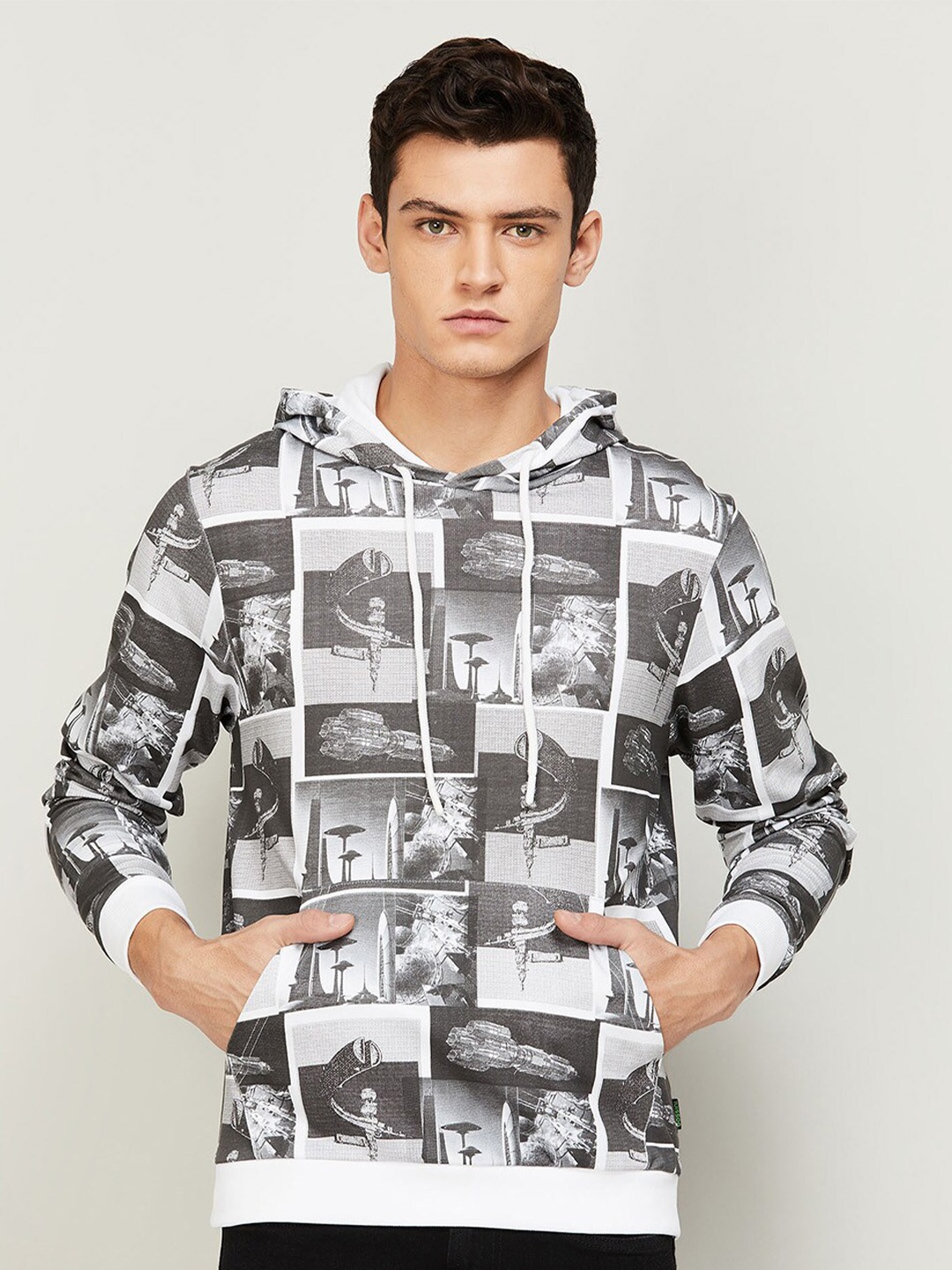 

Bossini Men Black & White Printed Cotton Pullover Hooded Sweatshirt