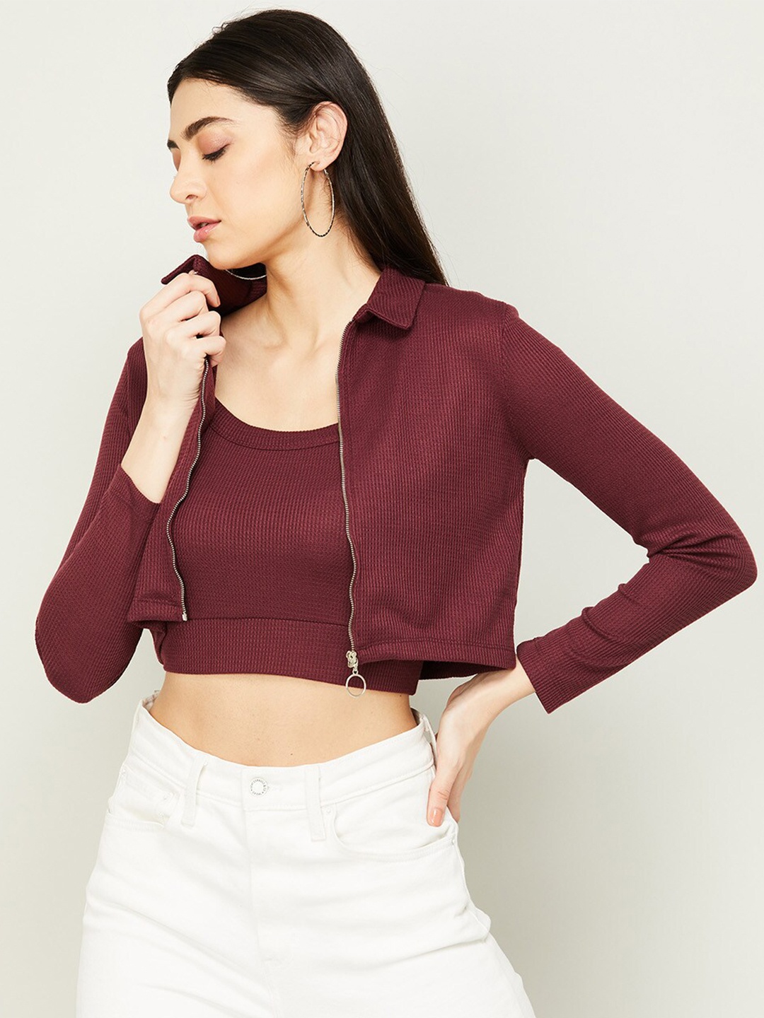 

Ginger by Lifestyle Woman Solid Crop Top, Red