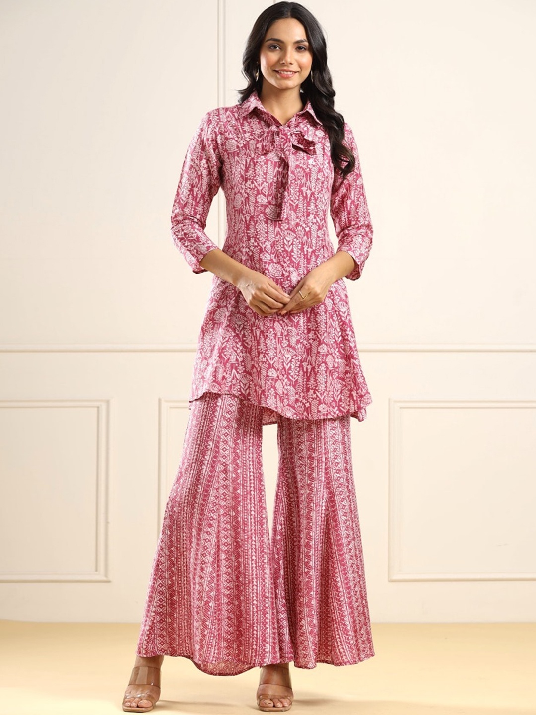 

JISORA Women Pink Printed Pure Silk Co-Ord Set