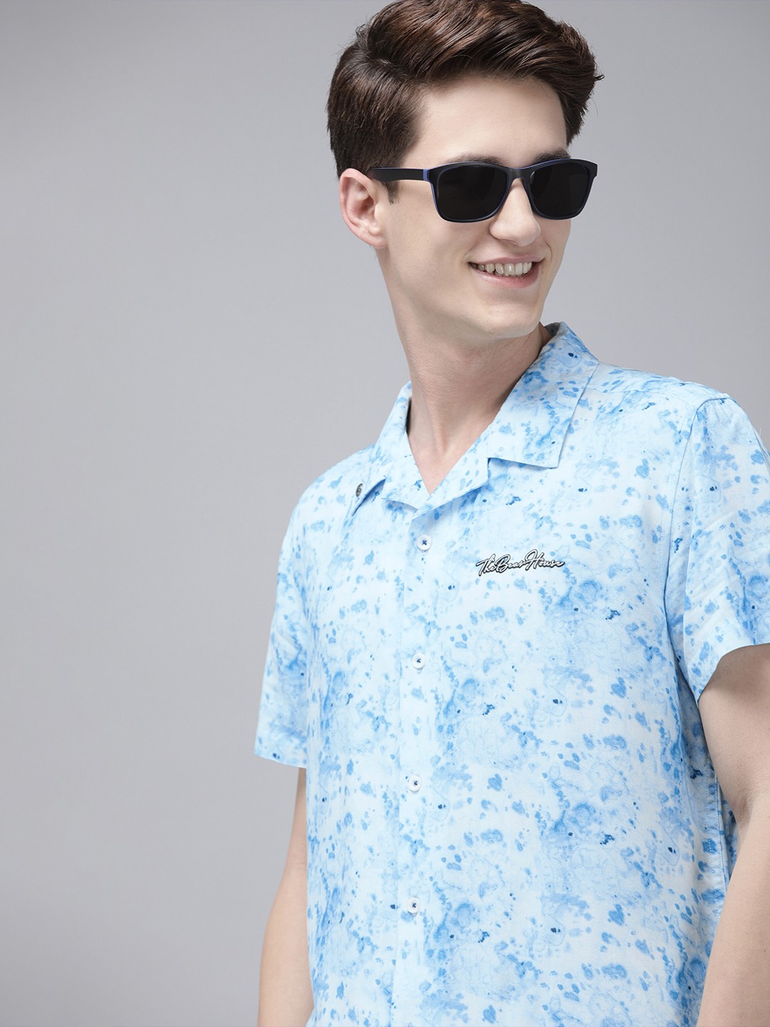 

THE BEAR HOUSE Ardor Edition Men Abstract Print Slim Fit Party Shirt, Blue