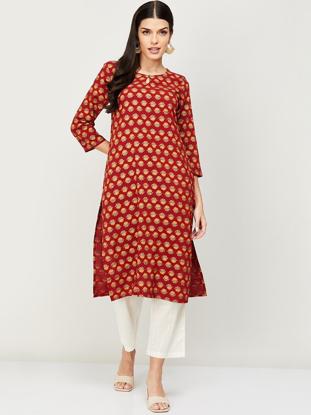 

Melange by Lifestyle Women Maroon Floral Printed Kurta