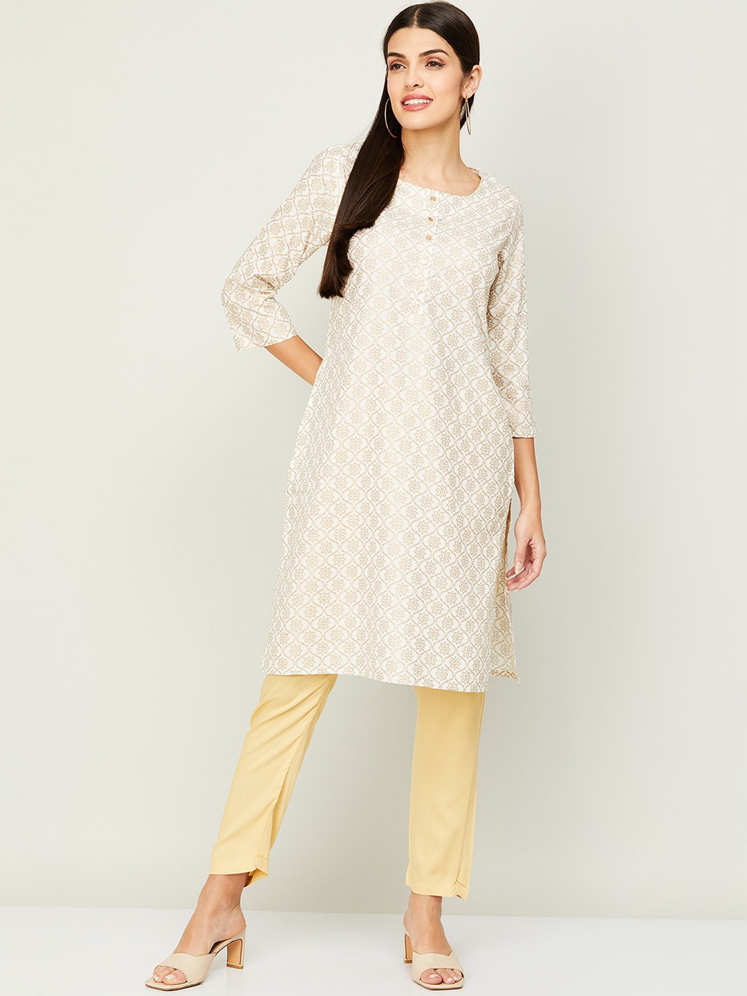 

Melange by Lifestyle Women Off White Geometric Printed Kurta