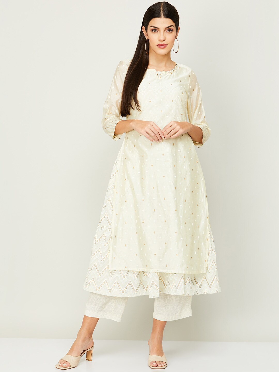 

Melange by Lifestyle Women Off White Geometric Printed Kurta