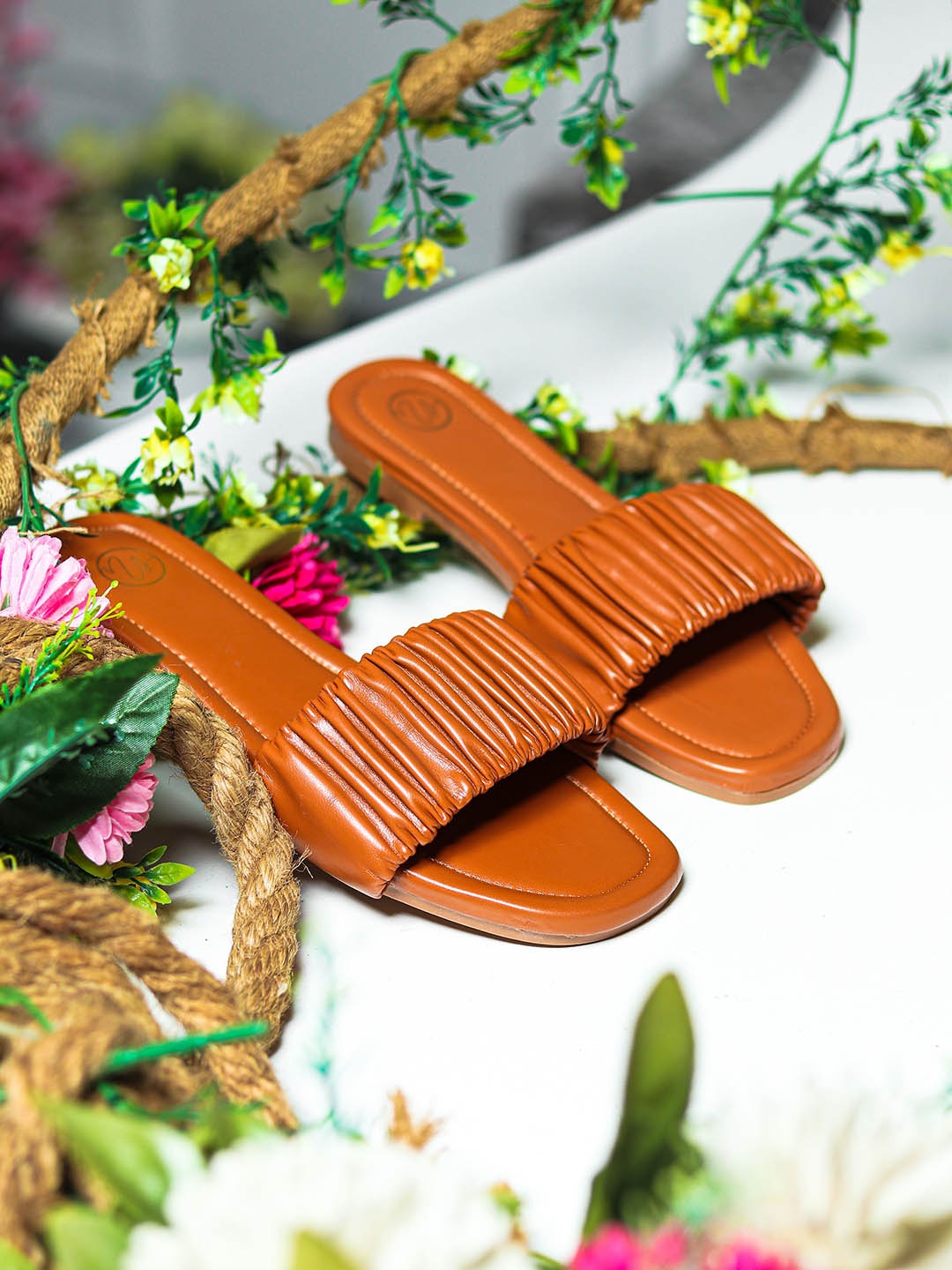 

NR By Nidhi Rathi Women Tan Textured Open Toe Flats