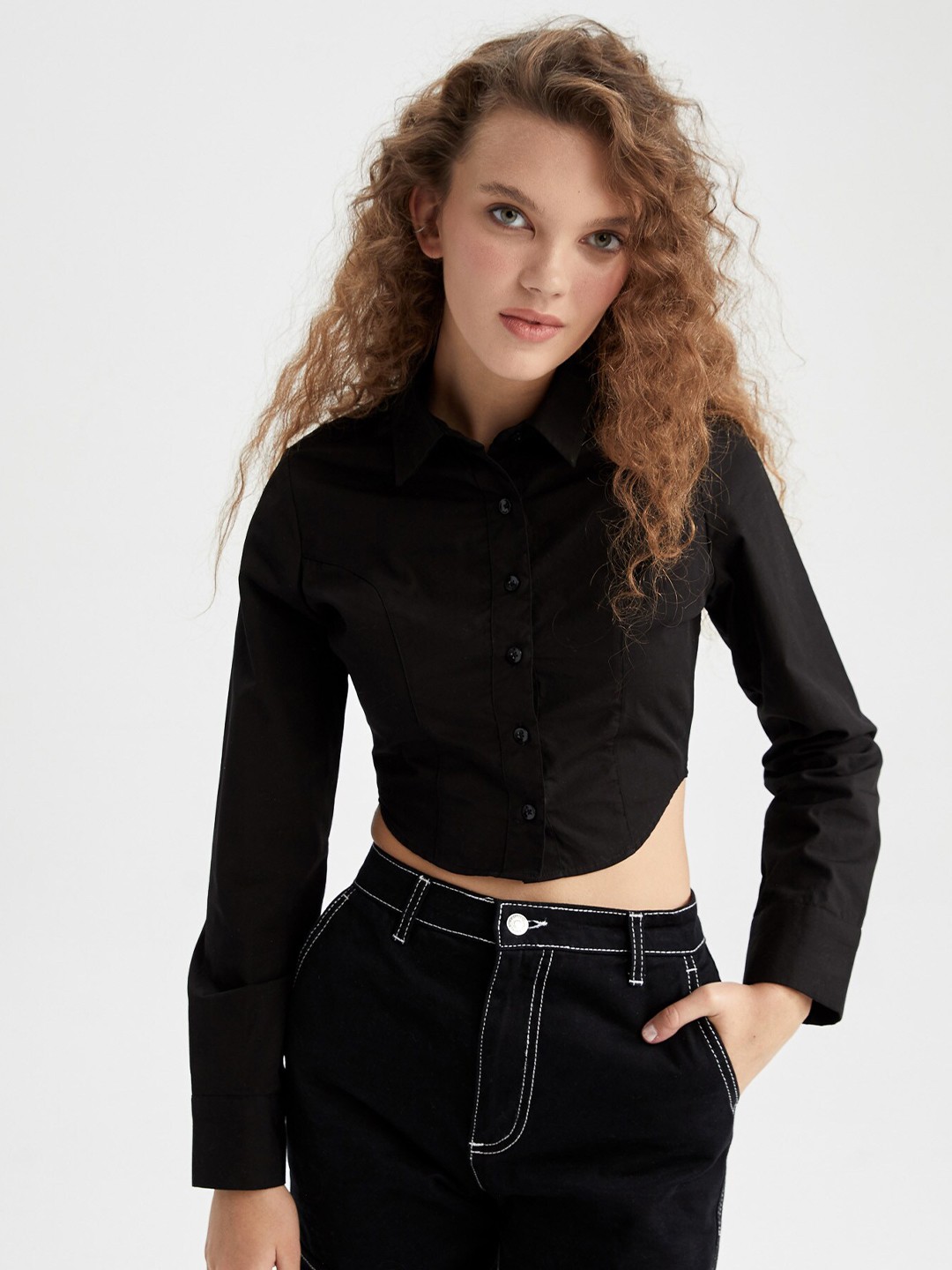 

DeFacto Women Black Pure Cotton Casual Shirt