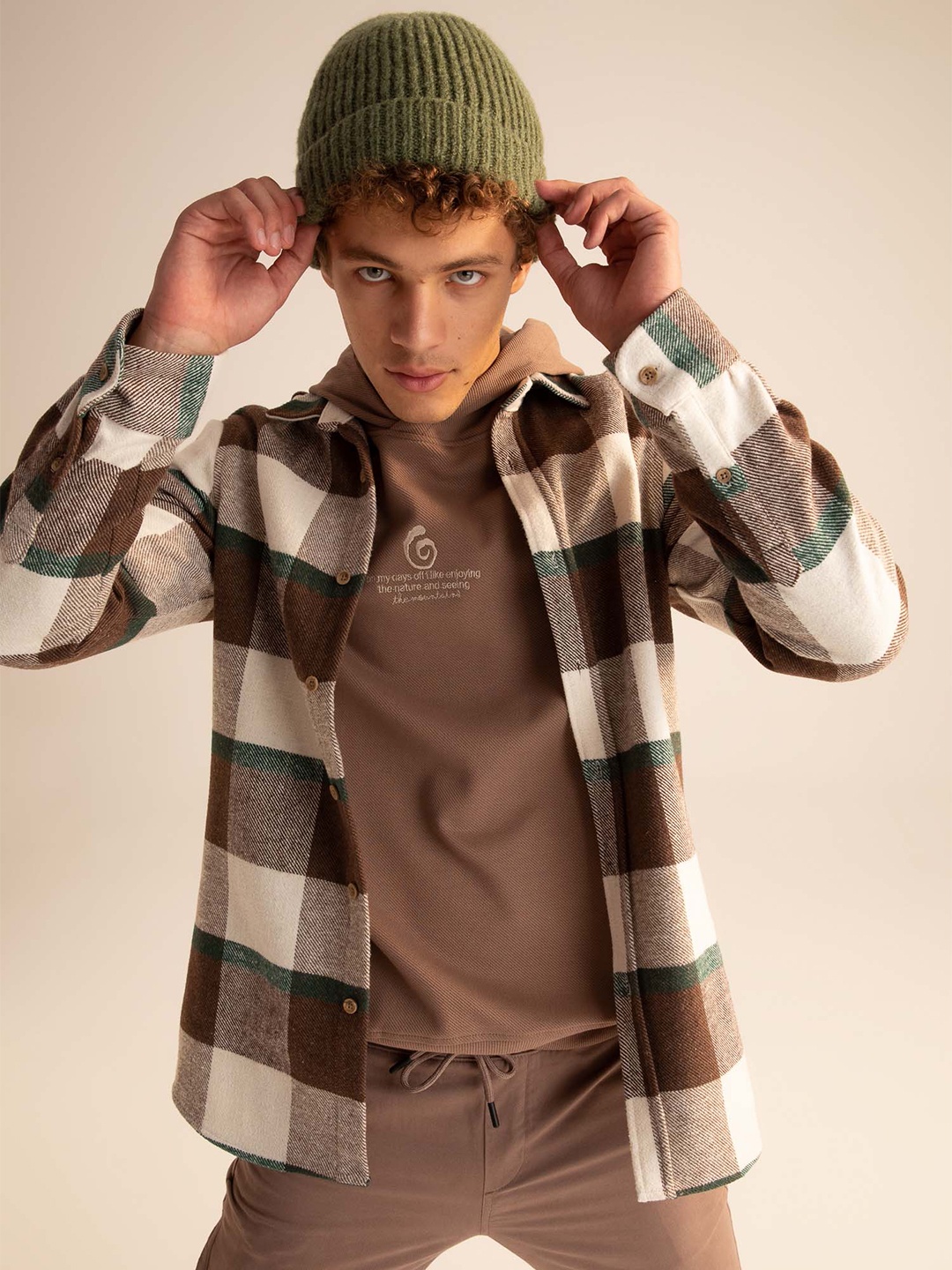

DeFacto Men Brown Tartan Checks Checked Casual Shirt