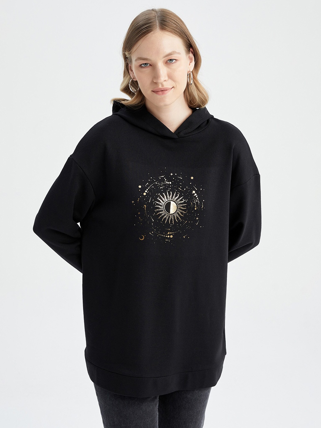 

DeFacto Women Black Printed Longline Pullover