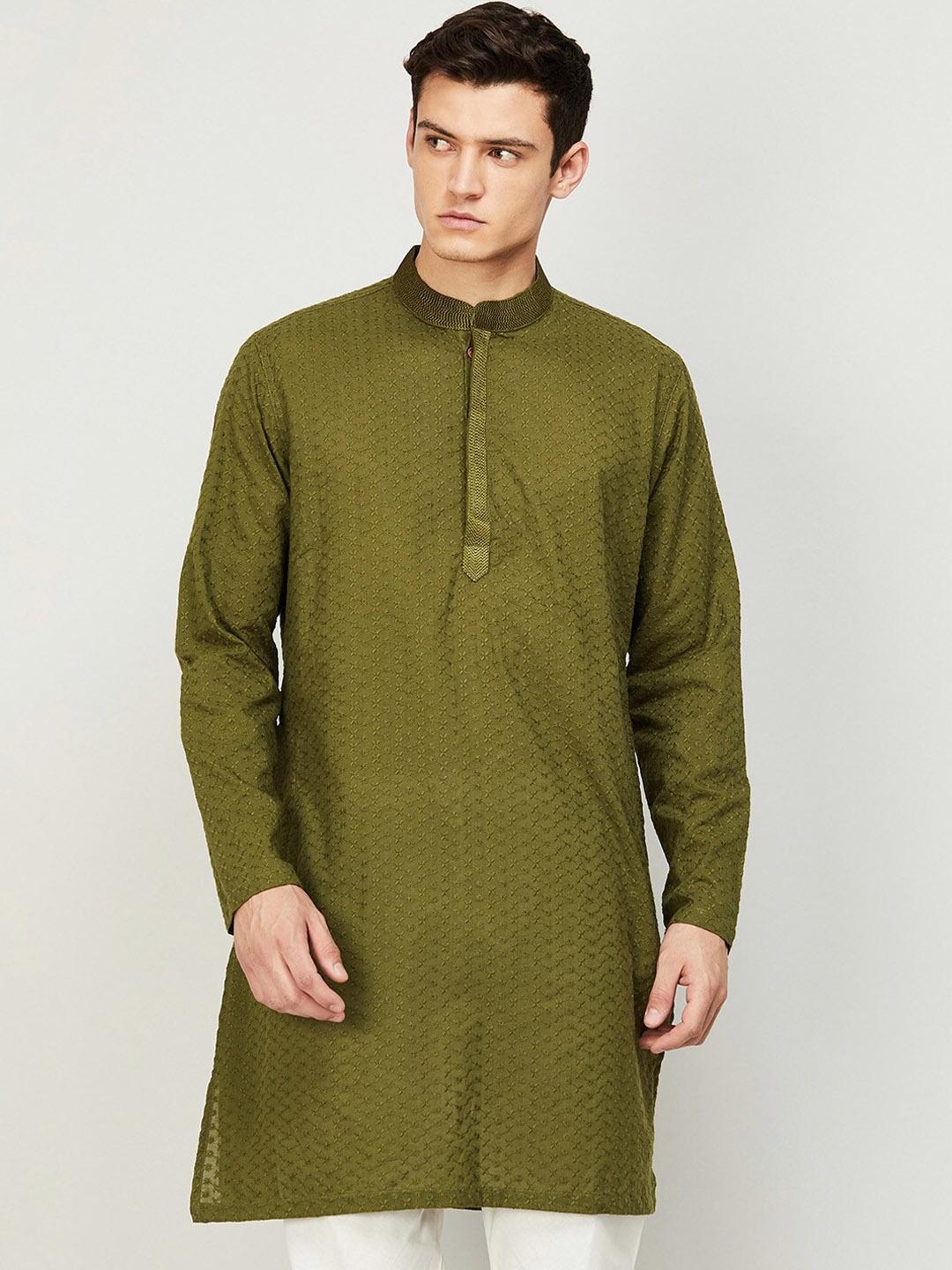 

Melange by Lifestyle Men Olive Green Floral Embroidered Cotton Kurta