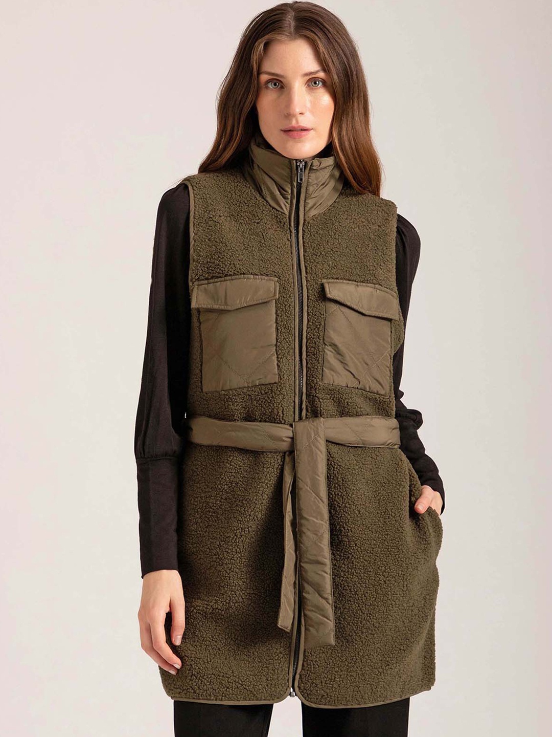 

B Copenhagen Women Green Colourblocked Longline Tailored Jacket