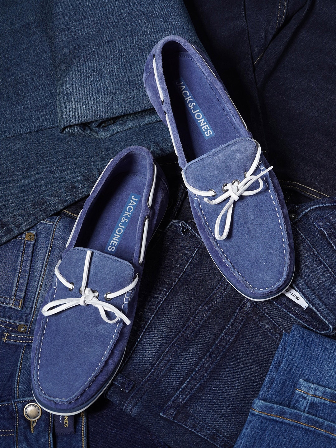 

Jack & Jones Men Blue Colourblocked Leather Driving Shoes