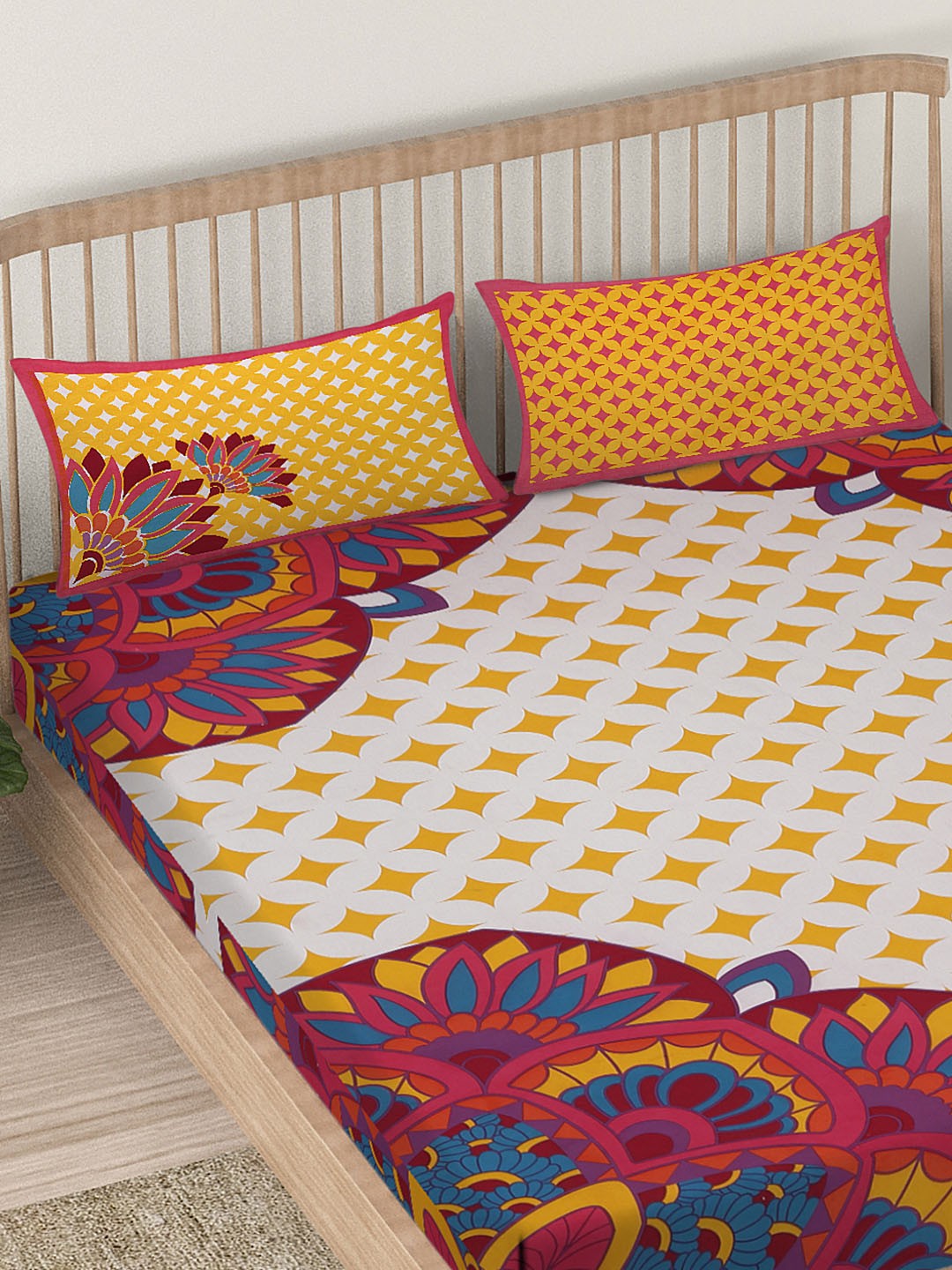 

EK BY EKTA KAPOOR Indian Kitsch Multicoloured 120 TC King Bedsheet With 2 Pillow Covers, Multi