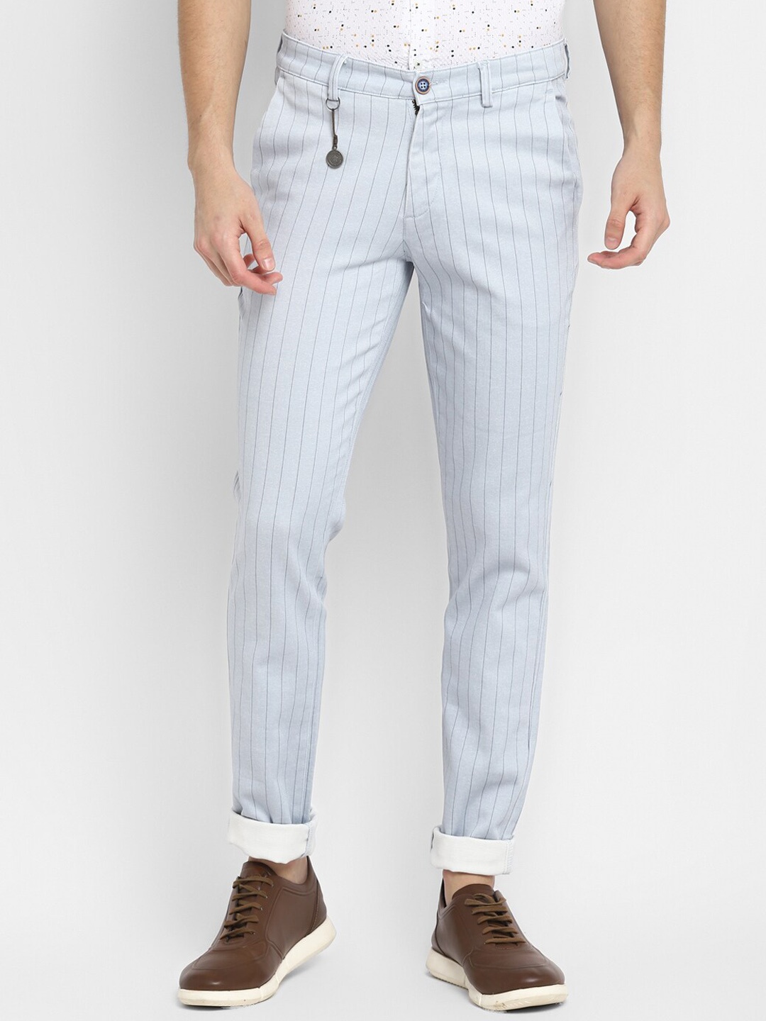 

Turtle Men Blue Striped Relaxed Tapered Fit Trousers