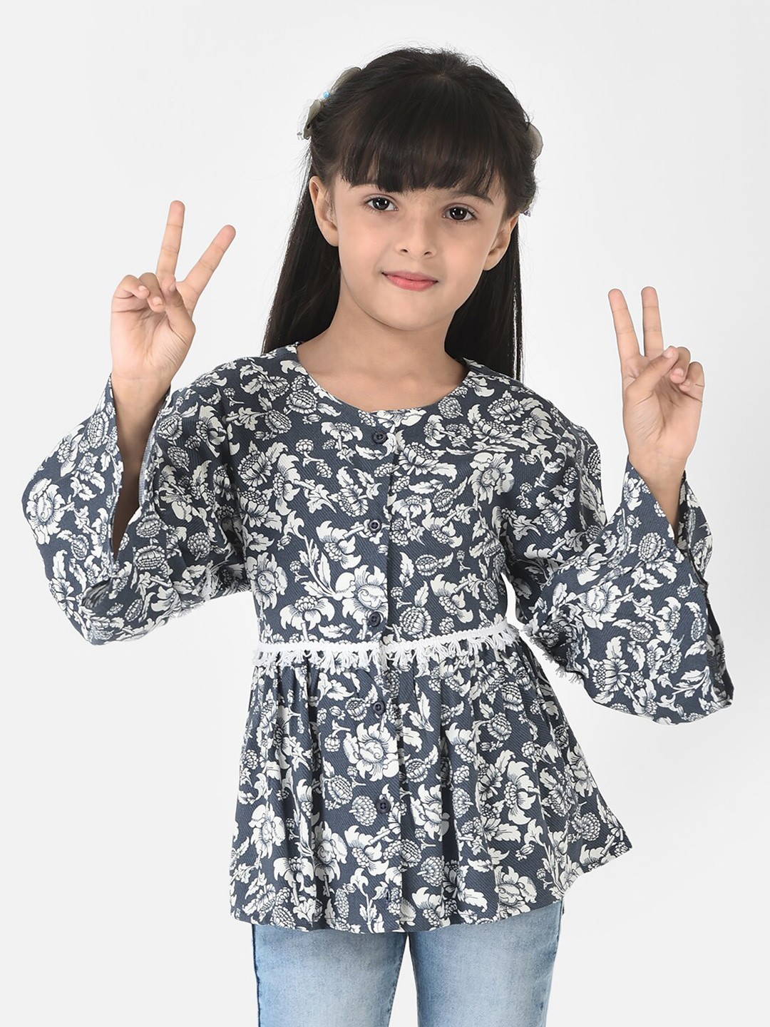 

Crimsoune Club Navy Blue Floral Print Top