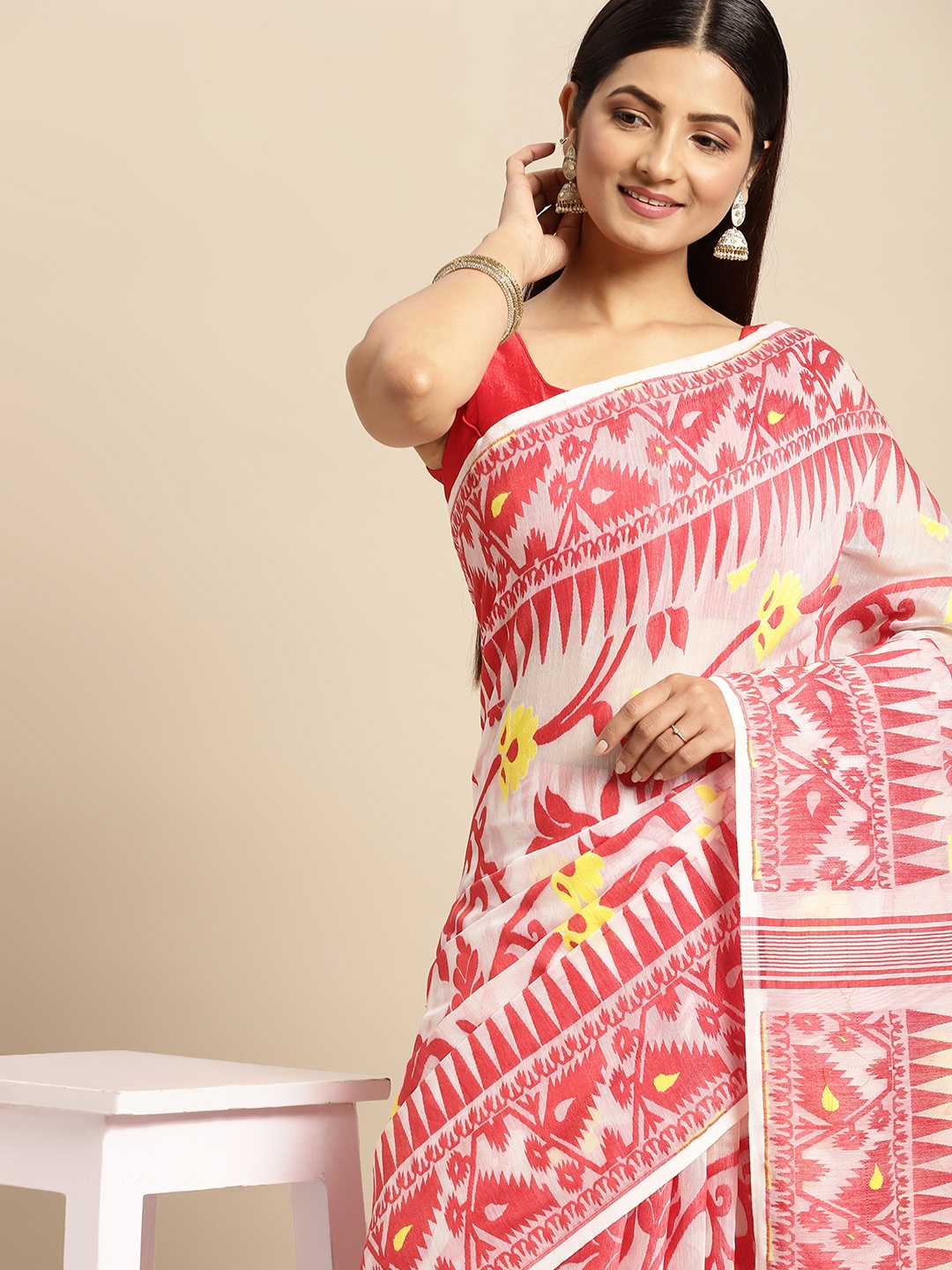 

DESH BIDESH Red & White Ethnic Motifs Pure Cotton Jamdani Saree