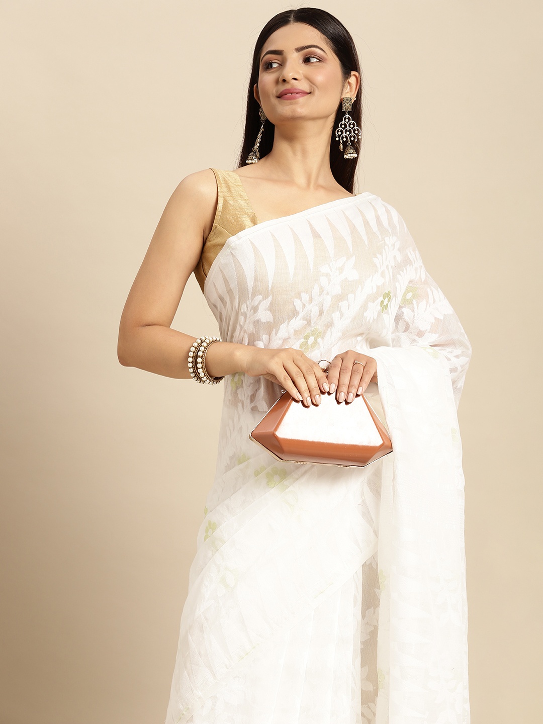 

DESH BIDESH White Woven Design Pure Cotton Jamdani Saree