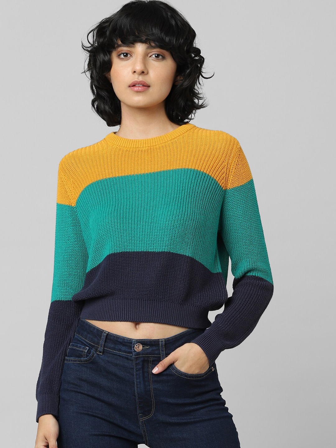 

ONLY Women Green & Orange Colourblocked Colourblocked Crop Pullover
