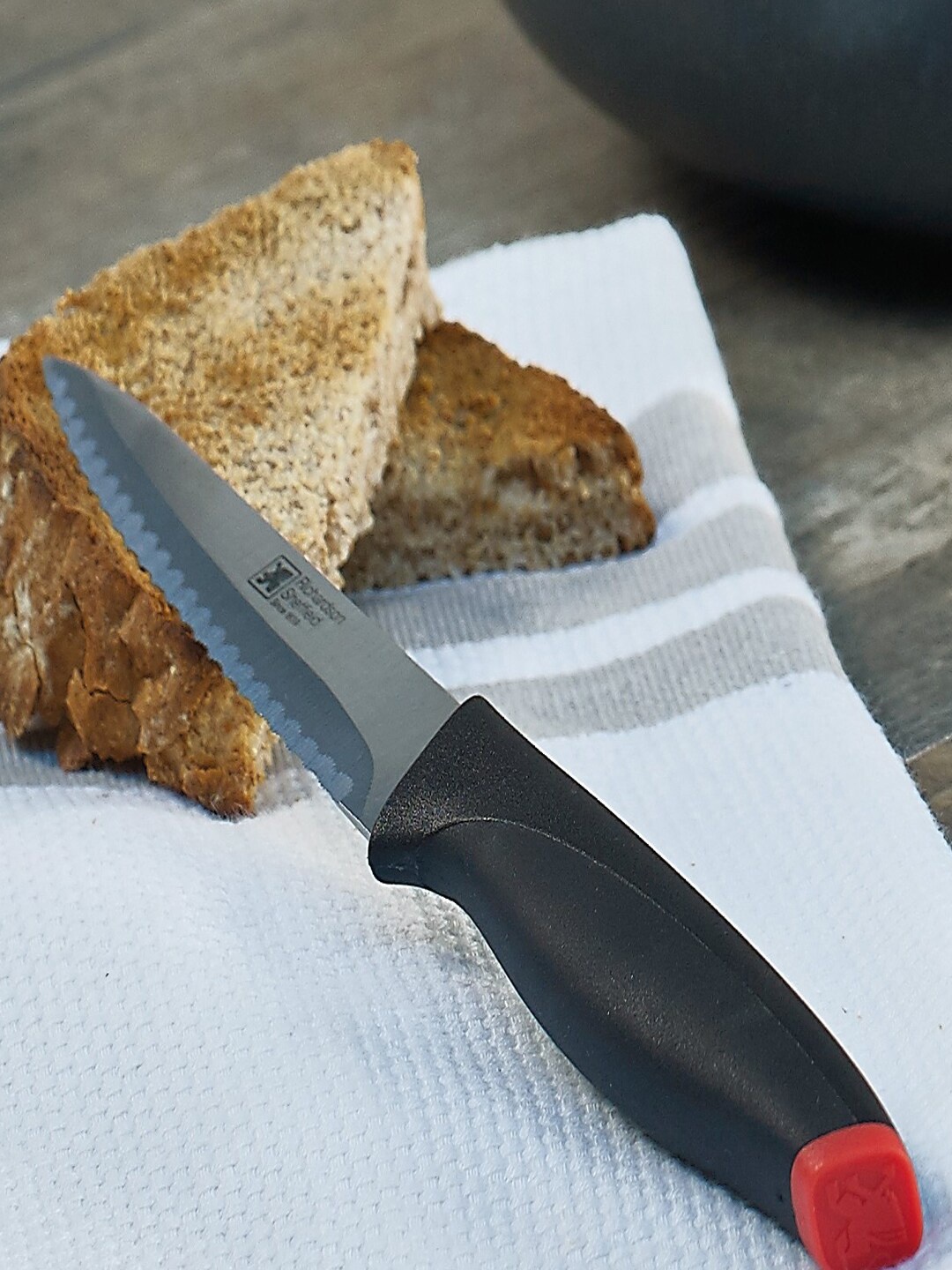 

Richardson Sheffield Black Solid Laser Stainless Steel Santoku Knife