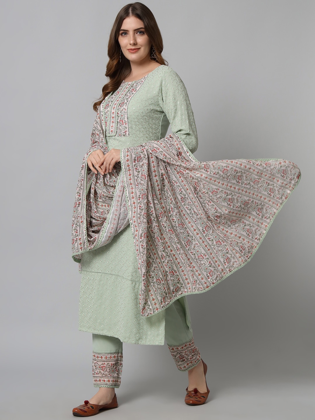 

Silai Bunai Women Green Yoke Design Thread Work Kurta with Palazzos & Dupatta