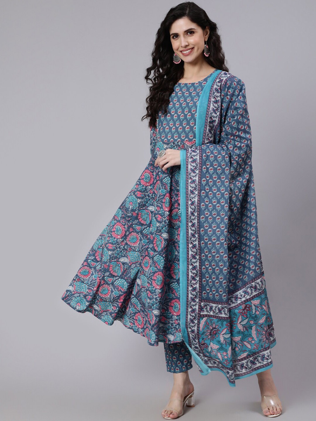 

Nayo Women Blue Floral Printed Pure Cotton Kurta with Trousers & With Dupatta