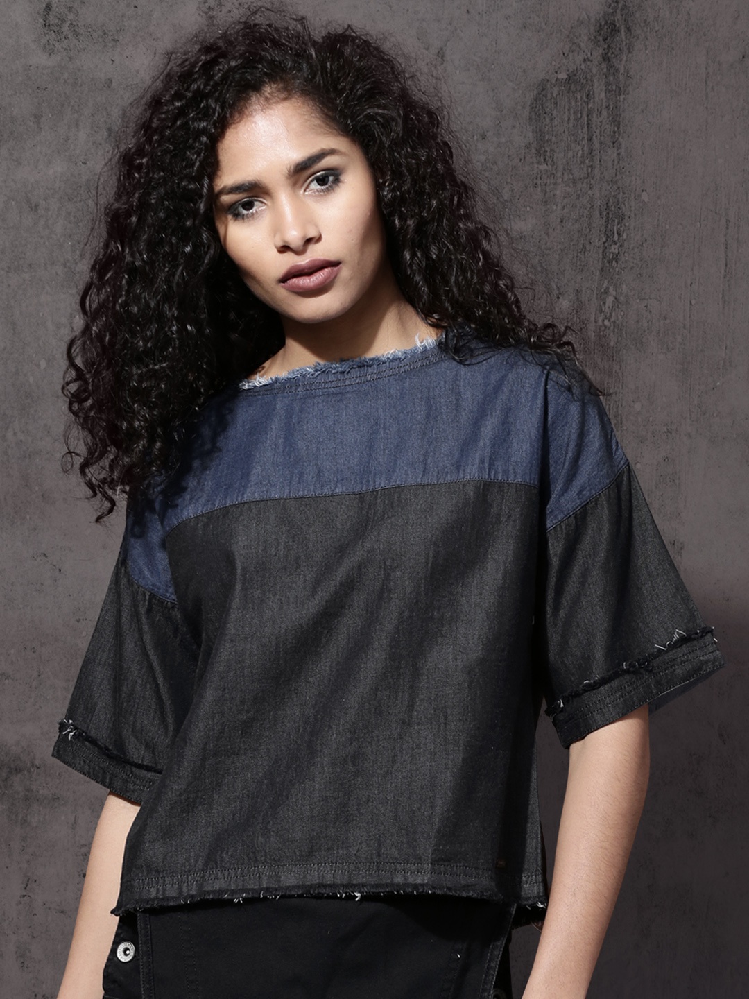 

Roadster Women Blue & Charcoal Grey Colourblocked Pure Cotton Top