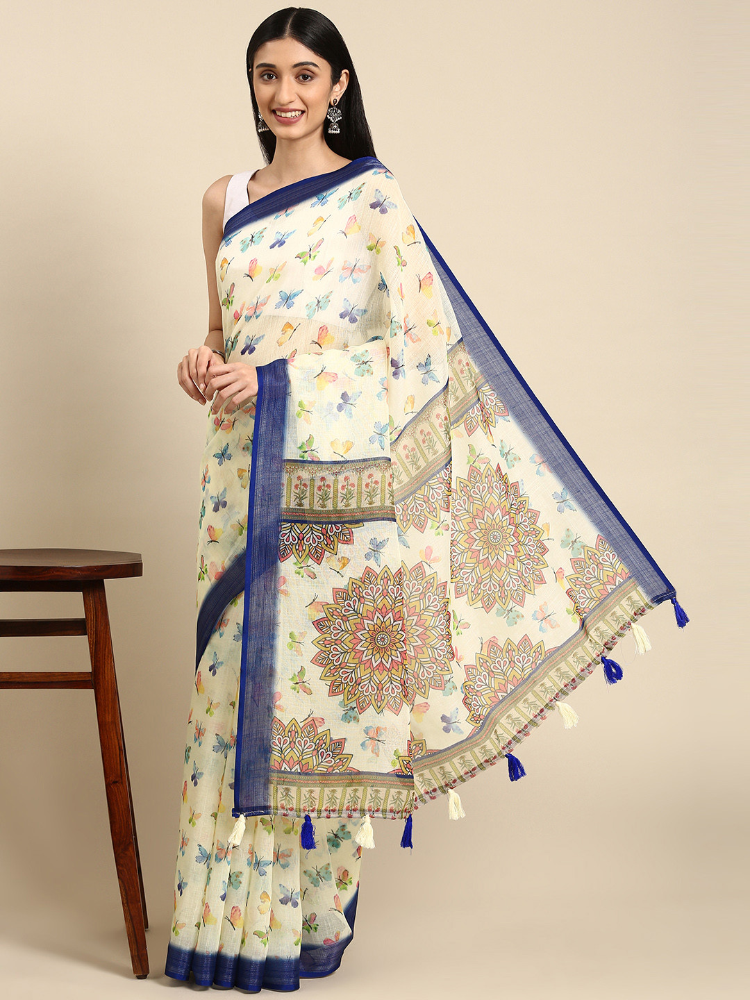 

Anouk Cream-Coloured & Blue Ethnic Motifs Print Pure Linen Saree