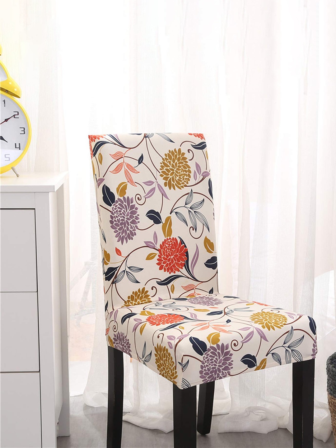 

HOUSE OF QUIRK Set Of 6 White & Red Printed Removable Chair Covers